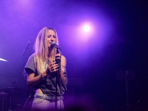 Mackenzie Arromba Makes Powerful Label Devut With “Hard For You”, Out Now Via Wax Records