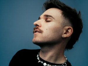 Ely Oaks Joins Select Circle of Heavyweight with New Remix for HAVEN. And Kaitlin Aragon’s “I Run” While His North American Tour Rolls On