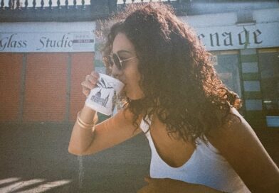 Dea Doyle Returns with Heartfelt New Single “Marina”