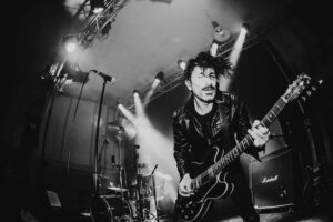 Bordeaux’s Quintana Dead Blues eXperience Deliver Dark, Distorted Rock on New LP ‘Ashes’