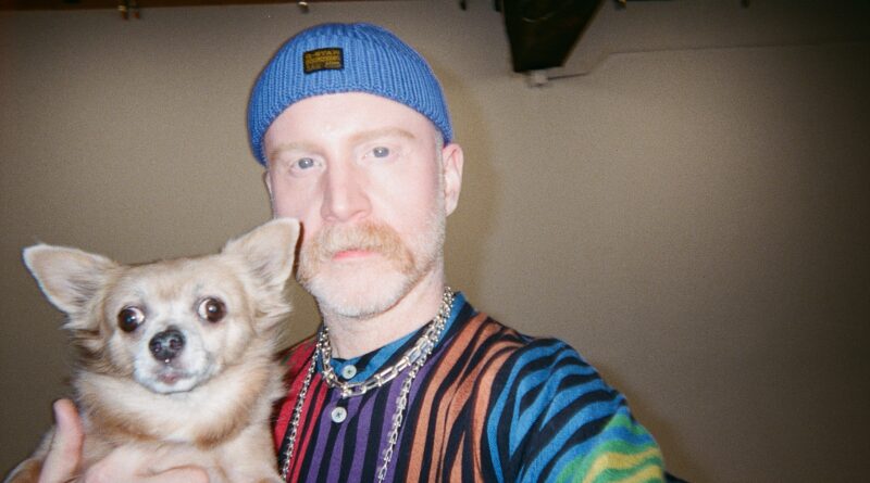 Photo Credit: PortuGAY at KNIK Records