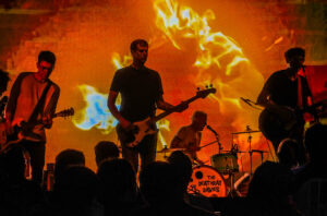 The Deathray Davies are back with First Single “Red Lights” From Upcoming Album ‘LAMPSHADE EARTHQUAKE MICROPHONE’