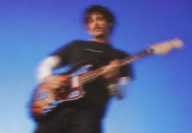 CON THE ARTIST Caps a Breakout Year With Raw Yet Addictive Debut Album ‘THIS IS A BREAKUP ALBUM’